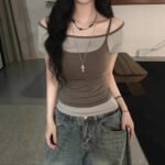 Stylish And Minimalist Womens Short Sleeve Top - Image 4