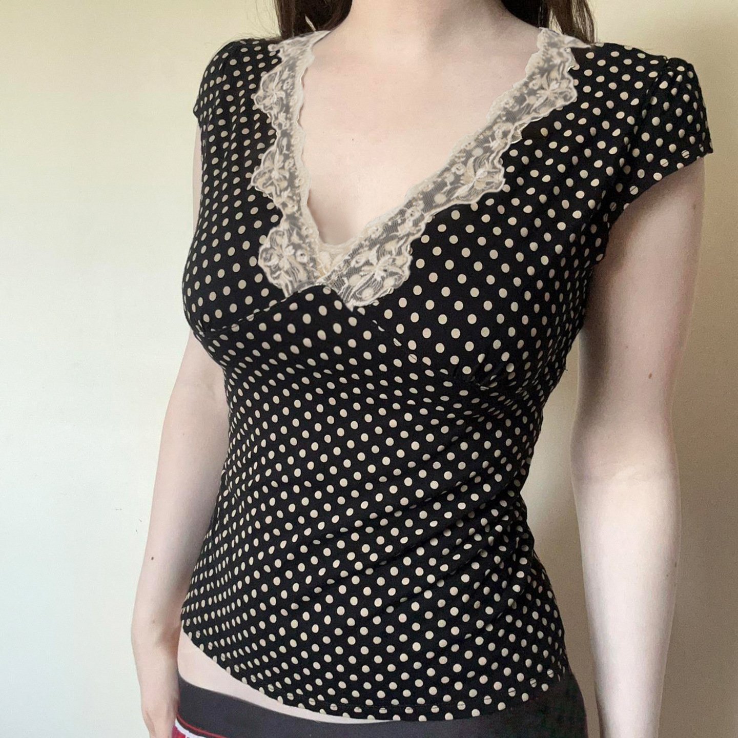 8616f80b-7ea5-468f-af3d-70bb62c378ac.jpg Stylish And Minimalist Womens Short Sleeve Top - Image 1