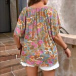 Womens Relaxed-fit V-neck Mid-sleeve Printed Top - Image 2